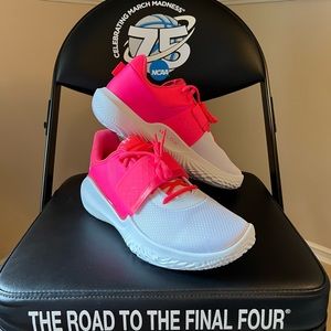 UA Flow FUTR X Team Basketball Shoes